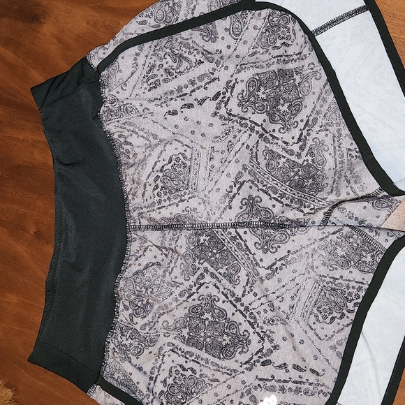 Maurice's inMotion Athletic shorts - Picture 1 of 2